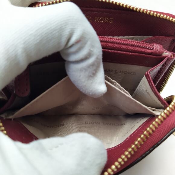 Michael Kors Red Pebbled Leather Zip Around Credit Card Small Wallet - Picture 15 of 16